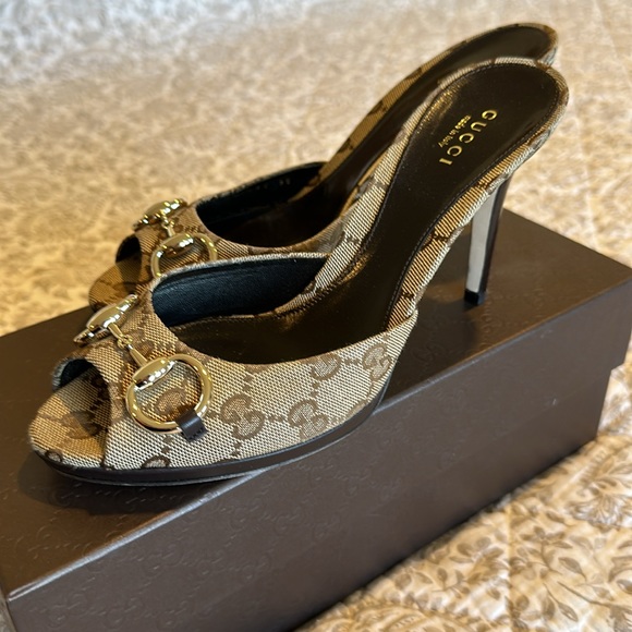 Gucci heels - Picture 2 of 3